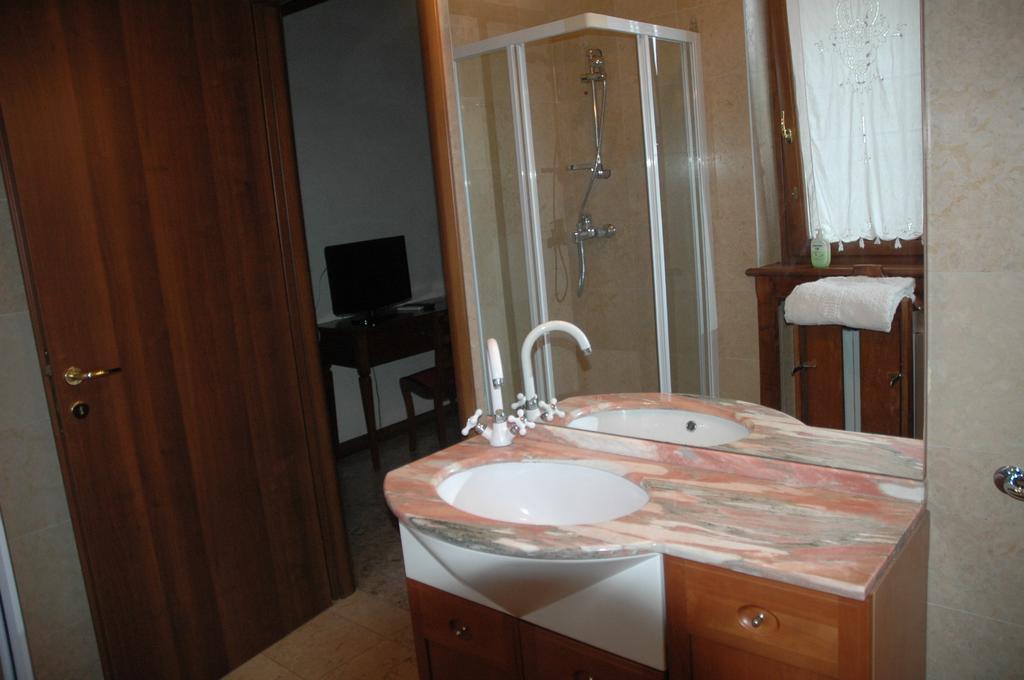 Bed and Breakfast Le Maddalene Werona Zewnętrze zdjęcie
